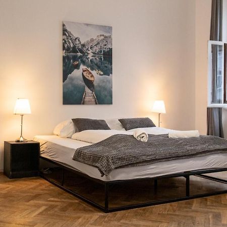 Spacious 2Br Apt.-Near Wiener Stadthalle المظهر الخارجي الصورة