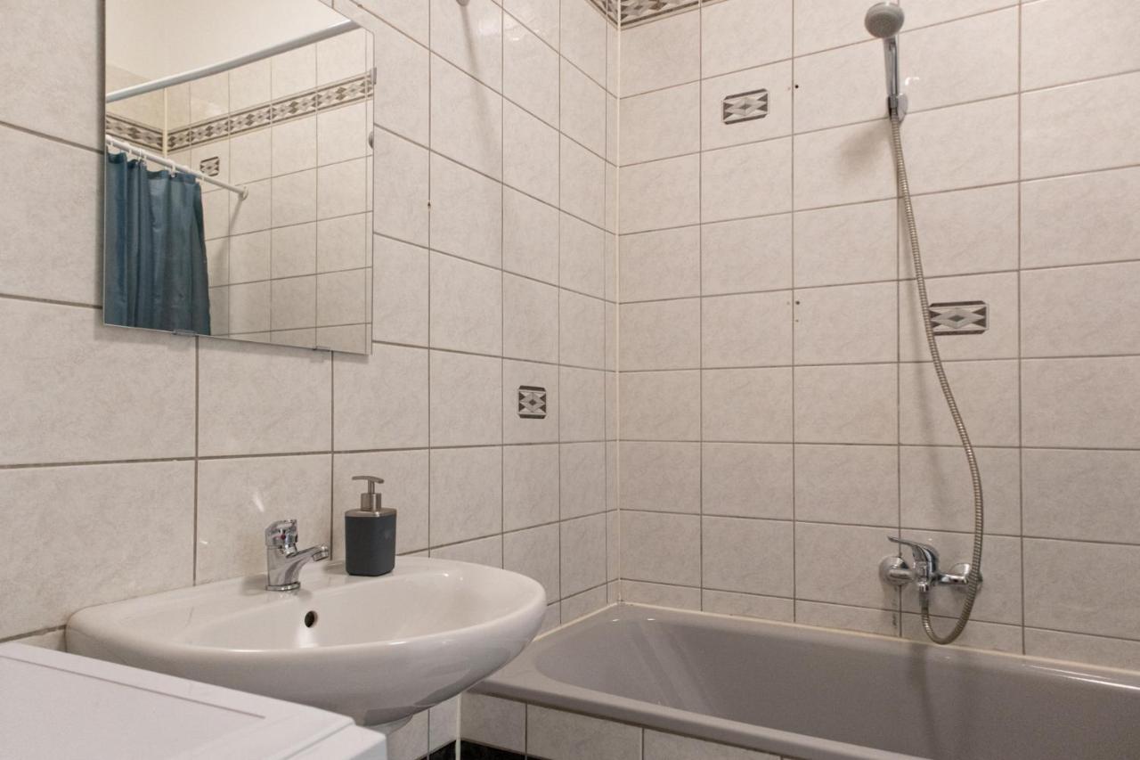 Spacious 2Br Apt.-Near Wiener Stadthalle المظهر الخارجي الصورة
