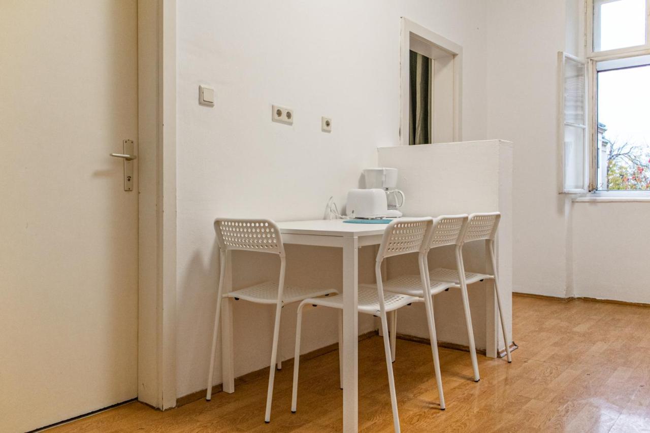 Spacious 2Br Apt.-Near Wiener Stadthalle المظهر الخارجي الصورة