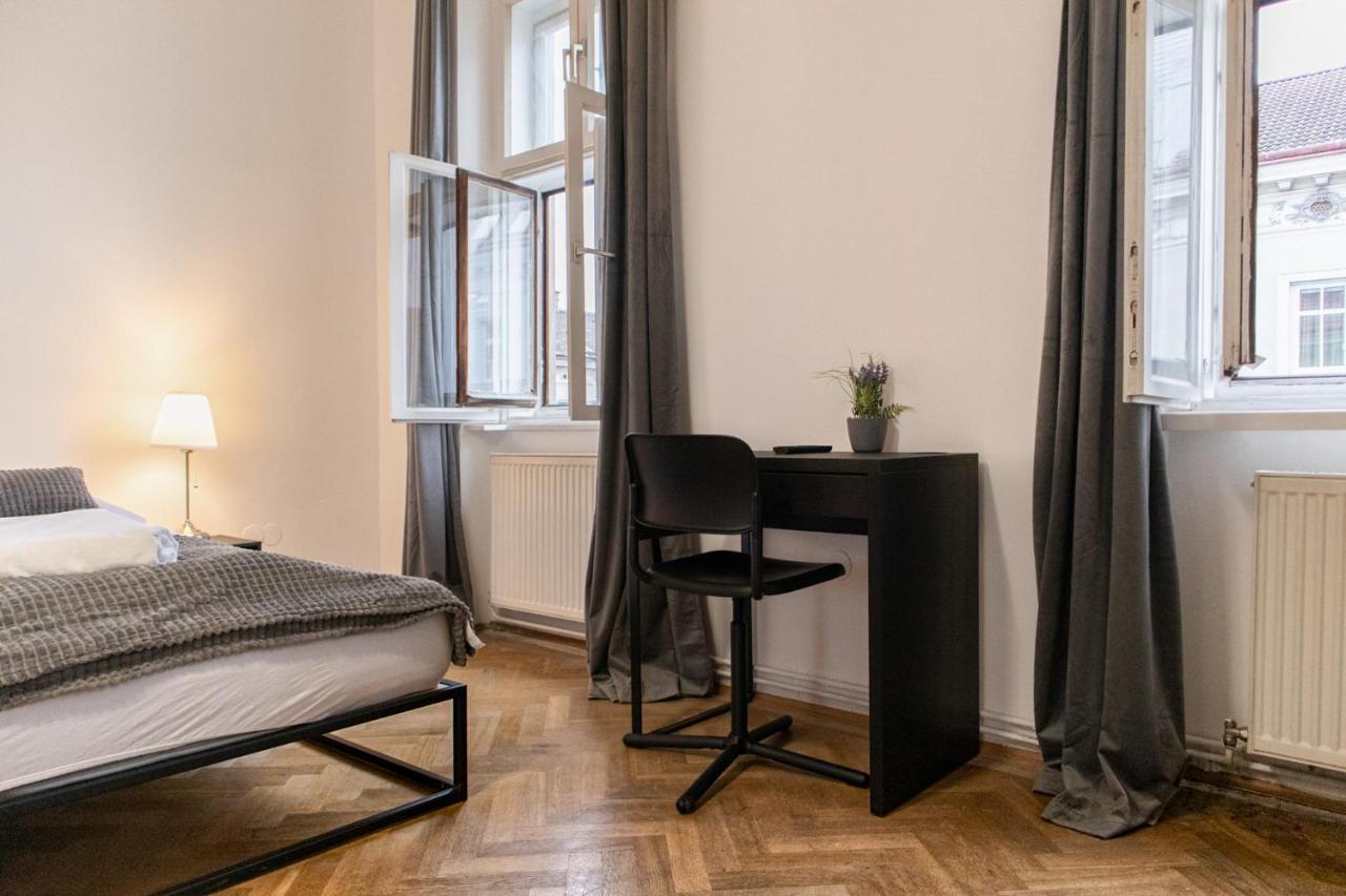 Spacious 2Br Apt.-Near Wiener Stadthalle المظهر الخارجي الصورة